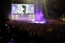 Deutsche Schlagersänger Oliver Petszokat alisa Oli.P  gastiert bei der Schlagernacht des Jahres in der Lanxess Arena Köln (© Thomas Brill)