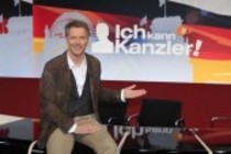 Jörg Pilawa, Maybrit Illner, Oliver Welke und Michael Spreng bei der Politische Talentshow des ZDF "Ich kann Kanzler!" in den Nobeo-Studios, Hürth (&copy; Thomas Brill)