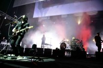 Internationale Rockband Placebo gastiert auf ihrer "Loud Like Love"-Tour in der Lanxess-Arena Köln (© Thomas Brill)
