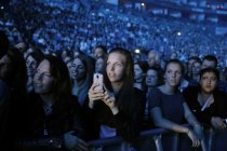 Deutscher Sänger Philipp Poisel gastierte auf seiner "Mein Amerika"-Tour in der Lanxess-Arena Köln (© Thomas Brill)