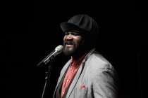 Amerikanische Sänger Gregory Porter gastiert auf seiner „Take Me to the Alley“-Tour in der Mitsubishi Electric Halle Düsseldorf (© Thomas Brill)
