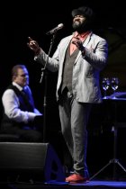 Amerikanische Sänger Gregory Porter gastiert auf seiner „Take Me to the Alley“-Tour in der Mitsubishi Electric Halle Düsseldorf (© Thomas Brill)