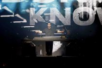 Deutscher DJ Benjamin Beyer alias "David Puentez" gastiert auf seiner „More Goes Not“-Tour im Palladium Köln (&copy; Thomas Brill)