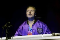Deutscher DJ Tino Piontek alias "Purple Disco Machine" gastiert auf seiner "Paradise"-Tour im E-Werk Köln (© Thomas Brill Thomas Brill)