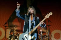 Amerikanische Rocksängerin Suzi Quatro gastiert mit ihrer Band auf ihrer "The Devil in me!"-Tour im Theater am Tanzbrunnen Köln (&copy; Thomas Brill)