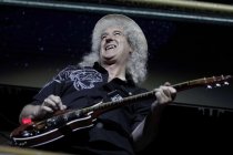 Britische Rock-Band Queen gastiert mit Sänger Adam Lambert auf ihrer "Live in Europe 2016"-Tour im RheinEnergie Stadion Köln (© Thomas Brill)
