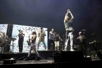 Deutsche Brass und Marching Band Querbeat gastiert auf ihrer "Radikal Positiv"-Tour in der Lanxess-Arena Köln (&copy; Thomas Brill)
