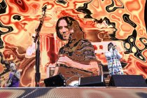 Amerikanische Funkrock- und Alternative-Rockband Red Hot Chili Peppers gastieren auf ihrer "Unlimited Love"-Tour im RheinEnergie Stadion Köln (© Thomas Brill)
