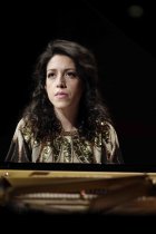 Italienische Pianistin Beatrice Rana gastiert mit Werken von Frédéric Chopin, Claude Debussy und Igor Strawinsky in der Kölner Philharmonie (© Thomas Brill)