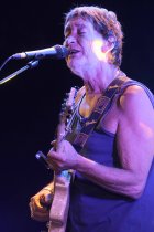 Britische Sänger und Blues-Gitarrist Chris Rea gastiert auf seiner "The Last Open Road"-Tour in der Mitsubishi Electric Halle Düsseldorf (© Thomas Brill)