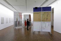 Die Ausstellung "Reena Spaulings. HER AND NO" gastiert vom 03. Juni bis 27. August 2017 im Museum Ludwig Köln (© Thomas Brill)