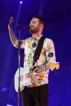 Deutsche Rockband Revolverheld gastiert auf ihrer "Zimmer mit Blick"-Tour in der Lanxess Arena Köln (&copy; Thomas Brill)