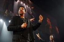 Amerikanischer Soul-Sänger Lionel Richie gastiert auf seiner Just Go-Tour in der Lanxess-Arena Köln (&copy; Thomas Brill)