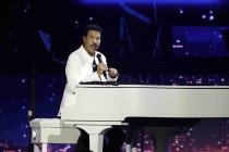 Amerikanischer Soul-Sänger Lionel Richie gastiert auf seiner "Say Hello To The Hits"-Tour in der Lanxess-Arena Köln (© Thomas Brill)