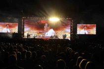 Amerikanischer Soul-Sänger Lionel Richie gastiert auf seiner "Say Hello To The Hits"-Tour in der Lanxess-Arena Köln (© Thomas Brill)