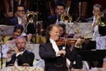 Niederländische Violinist André Rieu gastiert am 01. und 02. Januar 2011 auf seiner "Forever Vienna"-Tour in der Lanxess-Arena Köln (© Thomas Brill)