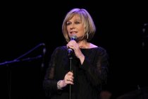 Deutsche Schlagersängerin Mary Roos gastiert auf ihrer "Denk was du willst"-Tour im Gloria Theater Köln (© Thomas Brill)