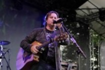 Schottische Folk-Band Runrig gastiert auf ihrer "Everything You See"-Tour am Tanzbrunnen Köln (© Thomas Brill)