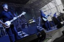 Schottische Folk-Band Runrig gastiert auf ihrer "The Rewired"-Tour Open Air am Tanzbrunnen Köln (&copy; Thomas Brill)