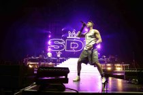 Deutsches Crossover-Musiker-Duo SDP, bestehend aus Vincent Stein und Dag-Alexis Kopplin gastiert auf ihrer "Die wollen nur spielen"-Tour in der Lanxess Arena Köln (&copy; Thomas Brill)