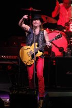 Amerikanische Musiker Richie Sambora gastiert auf seiner "Aftermath of the Lowdown"-Tour im E-Werk Köln (&copy; Thomas Brill)