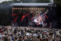 Afrodeutscher Rapper Samy Deluxe gastiert in Begleitung seiner Band DLX BND auf seiner "Samy Deluxe MTV Unplugged"-Tour im Rahmen der c/o pop 2018 Open Air Tanzbrunnen Köln (© Thomas Brill)