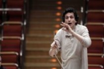 Deutsche Dirigent Michael Sanderling leitet die Dresdner Philharmonie in der Philharmonie Köln (&copy; Thomas Brill)