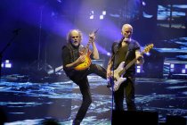 Deutsche Seemanns-Pop-Band Santiano gastiert auf ihrer "Auf nach Doggerland!"-Tour in der Lanxess-Arena Köln (&copy; Thomas Brill)