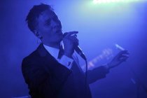 Deutsche Schauspieler Tom Schilling & The Jazz Kids gastiert auf seiner "Neue Lieder über die Liebe und den Tod"-Tour im Jaki des Stadtgarten Köln (© Thomas Brill)