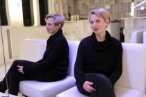 Deutsche Schauspielerin Katharina Schmalenberg im Interview über das Stück "Helenes fahrt in den Himmel" von Jens Albinus im Hallmackenreuther Köln (© Thomas Brill)