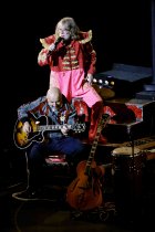 Ruhrpott-Komödiant Helge Schneider gastiert mit seiner Karnevalsshow "Der letzte Torero – Big L.A. Show" in der Kölner Philharmonie (© Thomas Brill)