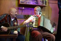 Ruhrpott-Komödiant Helge Schneider präsentiert im Tanzbrunnen Kölndas Programm seiner "Ellebogen vom Tich"-Tournee 2026 im Weißer Holunder in Köln (&copy; Thomas Brill)