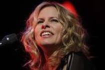 Amerikanische Pop-Sängerin Vonda Shepard gastiert auf ihrer "From The Sun"-Tour in der Kulturkirche Köln (© Thomas Brill)