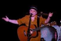 Amerikanischer Musiker Paul Simon gastiert auf seiner "Low in Hard Times"-Tour im Theater am Tanzbrunnen Köln (© Thomas Brill)