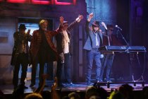 Ensemble spielt das Stück "Sing my Höhner" bei der Stunksitzung 2017 im E-Werk Köln (© Thomas Brill)