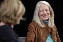 Amerikanische Schriftstellerin Bonnie Garmus liest aus ihrem Debutroman „Eine Frage der Chemie" im Rahmen der lit.COLOGNE Spezial im Klaus-von-Bismarck-Saal im Funkhaus Köln (© Thomas Brill)