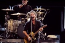 Amerikanischer Rockmusiker Bruce Springsteen gastiert mit seiner The E-Street-Band auf seiner "Magic"-Tour in der Kölnarena Köln (© Thomas Brill)