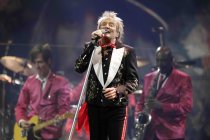 Britische Rock- und Pop-Sänger Rod Stewart gastiert auf seiner "Blood Red Roses"-Tour in der Lanxess-Arena Köln (© Thomas Brill)