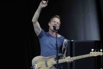 Britische Rock-Musiker Sting gastieren auf seiner "57TH & 9TH"-Tour im Sparkassenpark Mönchengladbach (&copy; Thomas Brill)