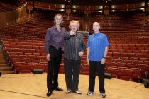 Der niederlndische Keyboarder Jasper van't Hof, der amerikanische Schlagzeuger Joey Baron und der deutsche Trompeter Markus Stockhausen gastierten in der Philharmonie Kln (© Thomas Brill)