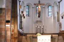 Deutscher Trompeter Markus Stockhausen und die niederlndische Klarinettistin Tara Bouman gastieren mit ihrem Programm "Moving Sounds" in der Kirche St. Georg Kln (&copy; Thomas Brill)