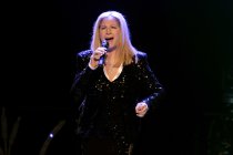 Amerikanische Sängerin Barbra Streisand gastiert auf ihrer "Barbra Streisand Live"-Tour in der Lanxess-Arena Köln (© Thomas Brill)