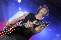 Finnische Rock-Band Sunrise Avenue gastiert auf ihrer "Unholy Ground"-Tour Open Air am Tanzbrunnen Köln (&copy; Thomas Brill)