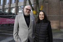 Die Ausstellung „Textile Baumskulpturen – Urbane Zeichen“ des Künstlerpaars Barbara Esser und Wolfgang Horn gastiert vom 26. Februar bis Oktober 2026 im Museum für Angewante Kunst in Köln (&copy; Thomas Brill)