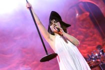 Britische Rockband The Last Dinner Party gastiert auf ihrer "From the Pyre"-Tour im Palladium Köln (&copy; Thomas Brill)