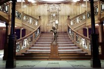 Die Ausstellung „Titanic: Eine Immersive Reise“ gastiert vom 07. Februar bis 29. Juni 2025 im Ex-Autohaus, Oskar-Jäger-Straße 99 in Köln (&copy; Thomas Brill)