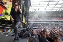Deutsche Rock-Band Die Toten Hosen gastiert auf ihrer "Trink Aus! Wir Müssen Gehen"-Tour im RheinEnergieStadion Köln (&copy; Thomas Brill)
