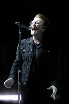 Irische Rockband U2 gastiert auf ihrer "eXPERIENCE + iNNOCENCE"-Tour in der Lanxess-Arena Köln (&copy; Thomas Brill)