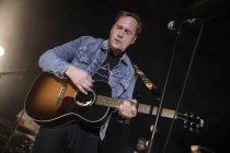 Deutsche Musiker Thees Uhlmann gastiert auf seiner "Junkies & Scientologen"-Tour im Stadtgarten Köln (© Thomas Brill)