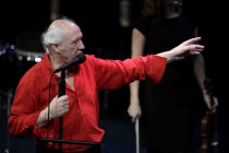Niederländischer Sänger Herman van Veen präsentiert sein neues Album "Fallen oder Springen" in der Philharmonie Köln (© Thomas Brill)